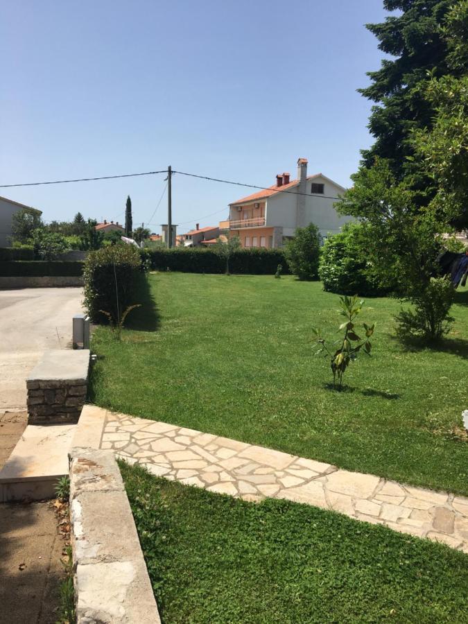 Two-Bedroom Countryside Apartment Marčana Zewnętrze zdjęcie